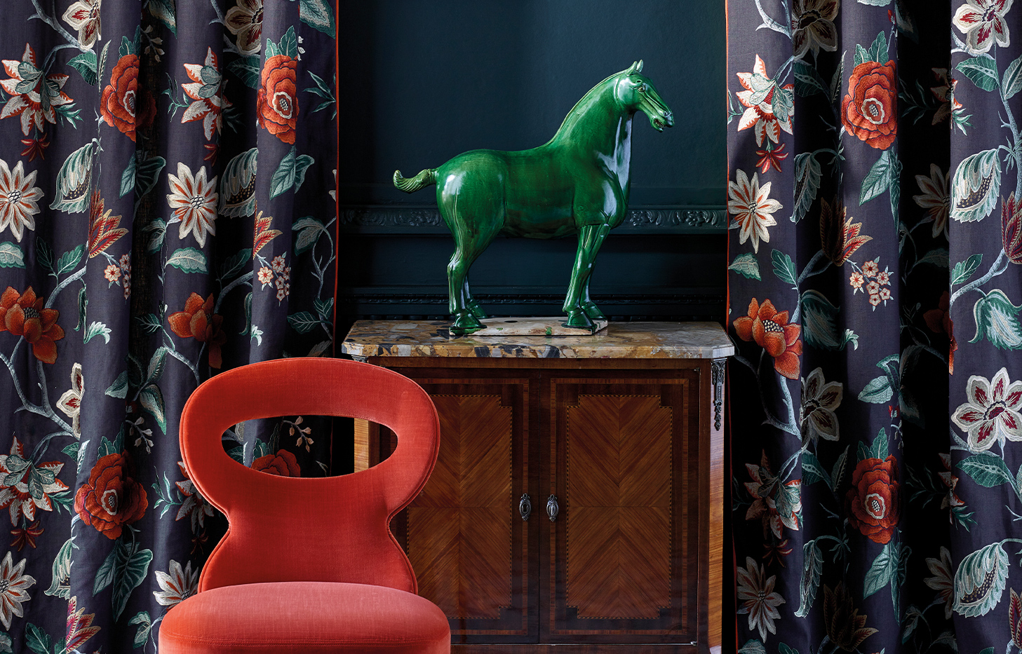 ZOFFANY DARNLEY 2018 30 ANJOLIE